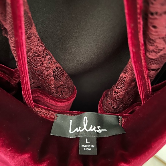 Lulus burgundy velvet mini cocktail dress- size large - Picture 5 of 7